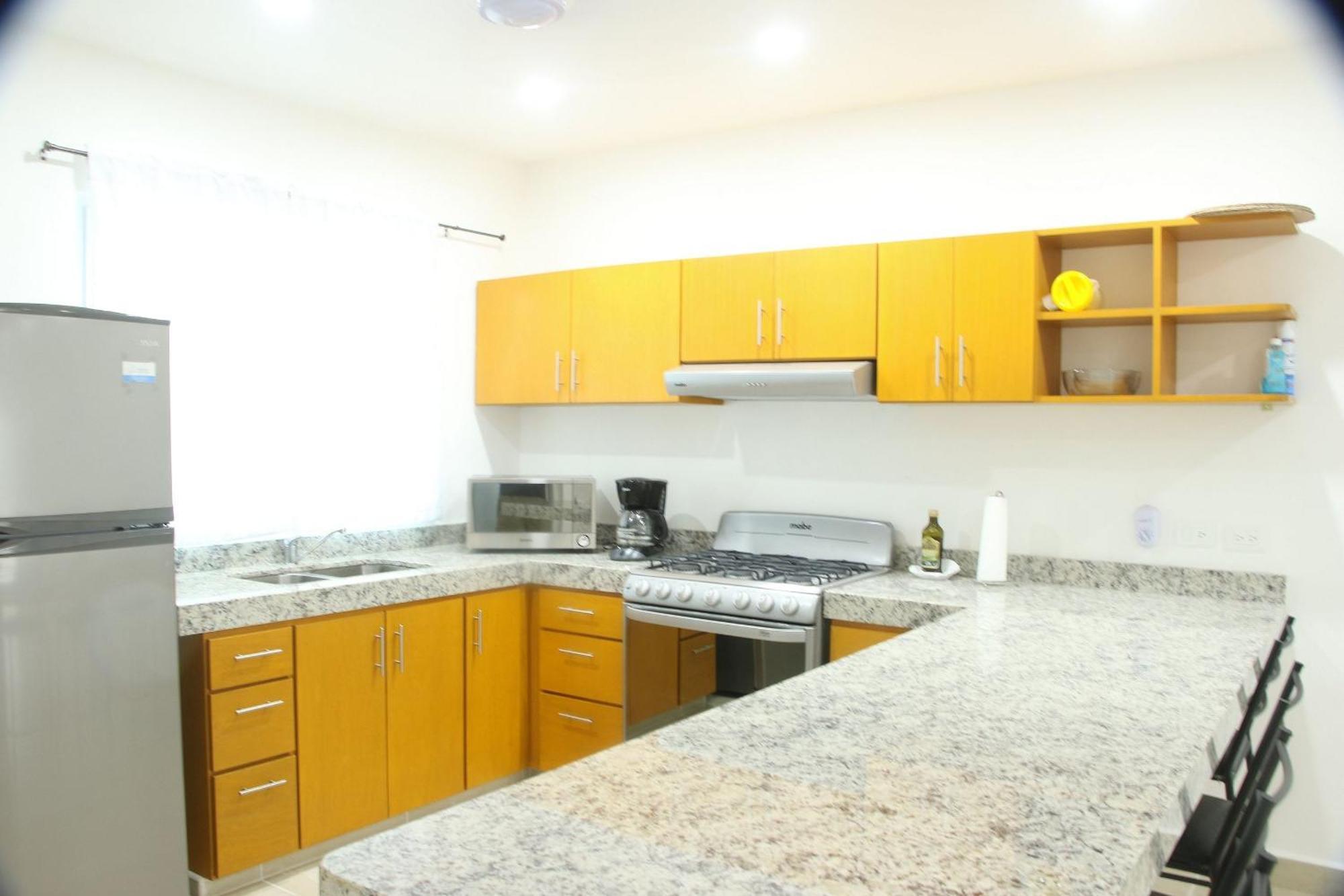 Edifico Con Departamentos Amplios Cerca De La Playa Apartment Puerto Morelos Luaran gambar